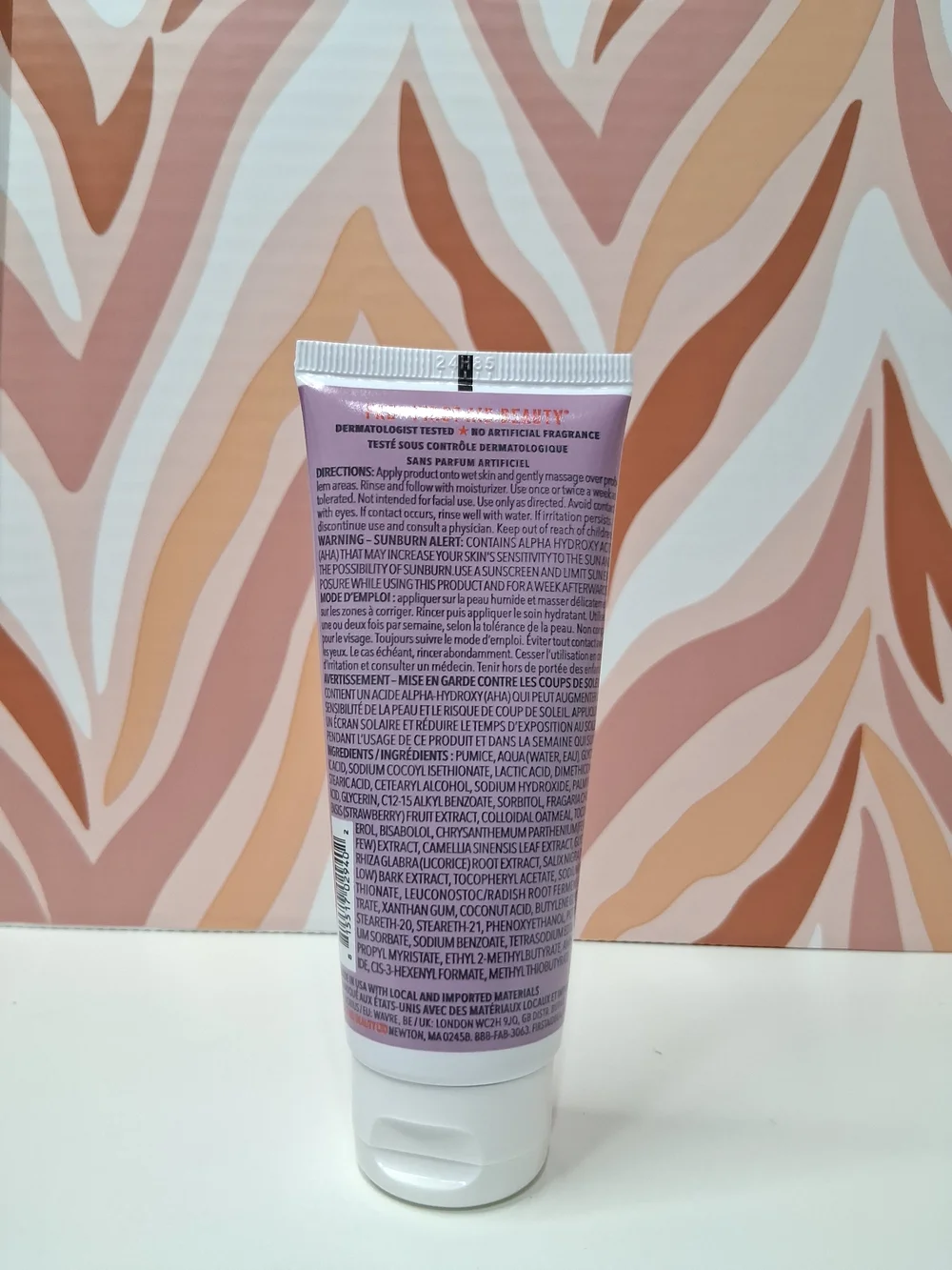 First Aid Beauty KP Bump Eraser Body Scrub - Lavender/Pink